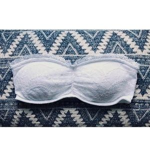 Strapless lace bra